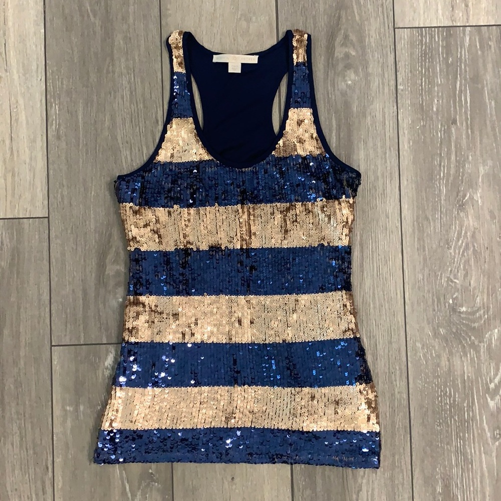 Boston Proper sequence tank - small